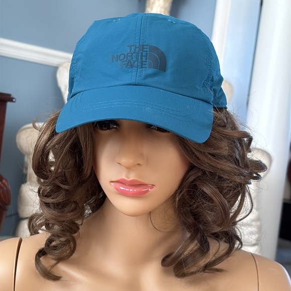 Brand New The North Face Adjustable Baseball Cap Horizon Hat Blue Coral Sporty - Picture 5 of 16